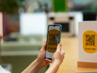 Scanning QR to book table at restaurant