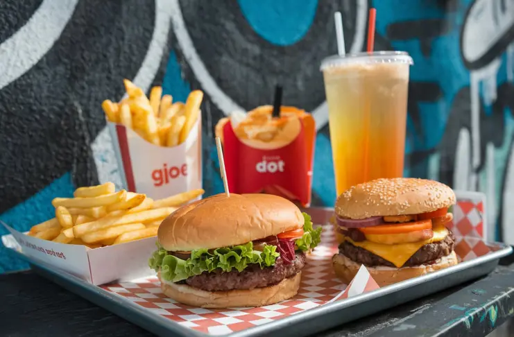 Fast food restaurant marketing