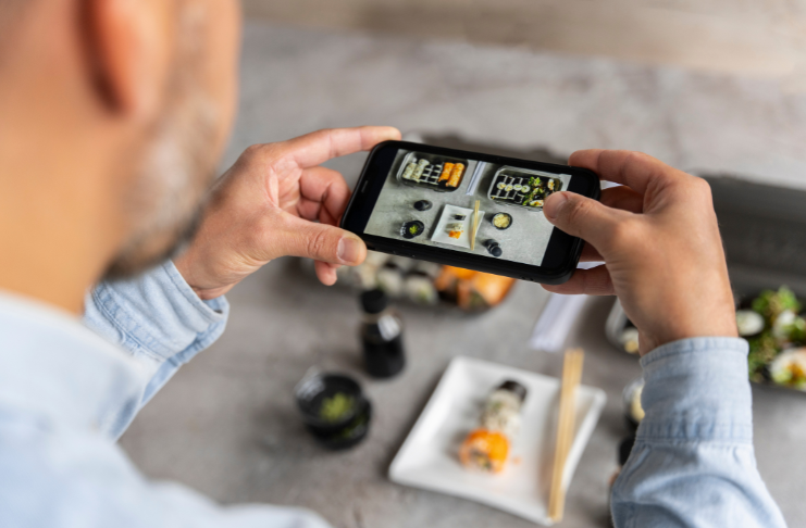 Augmented Reality (AR) Menus and Dining