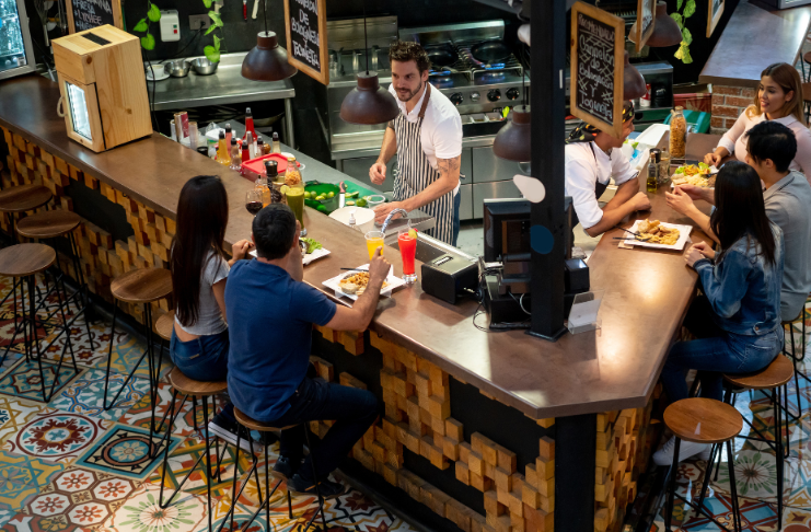 How to Serve Customers in a Restaurant