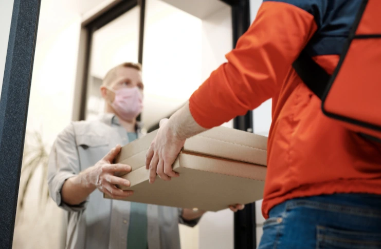 The consumer food delivery market in Singapore is growing fast, opening new doors for F&B businesses of all sizes to grow and go digital.