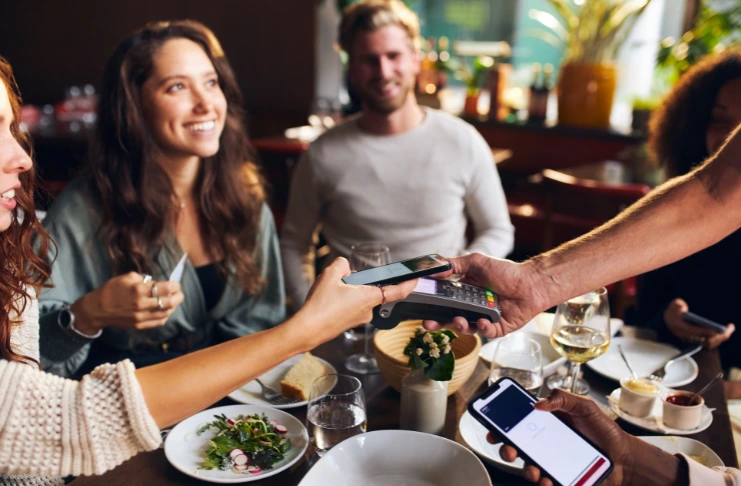 how to distribute service charge to employees