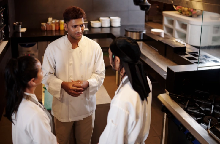 How to Run a Kitchen in a Restaurant