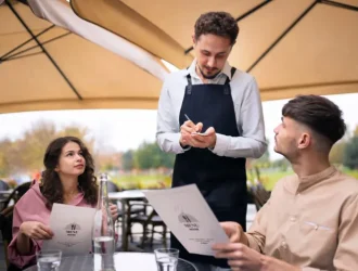 Restaurant Turnover Statistics 2025