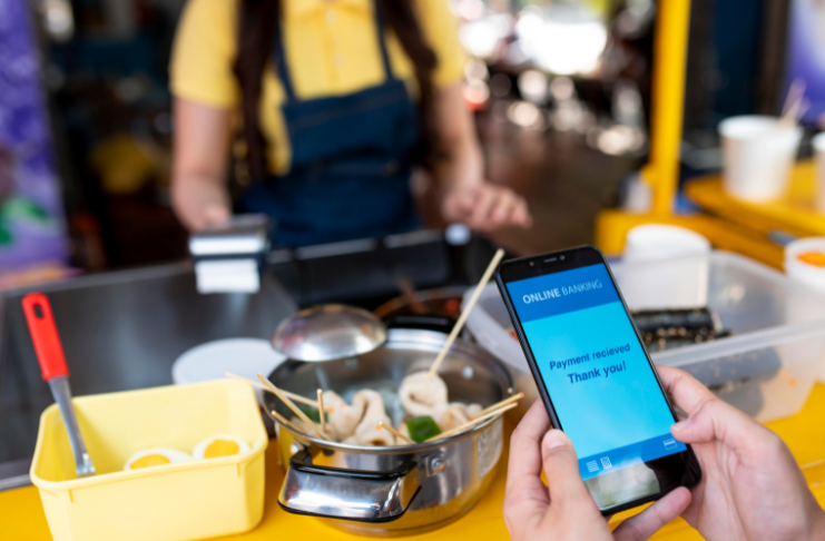 Customers at FSRs are willing to place orders using an app