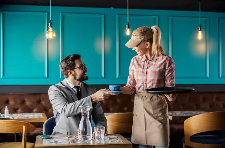 Restaurant tipping statistics