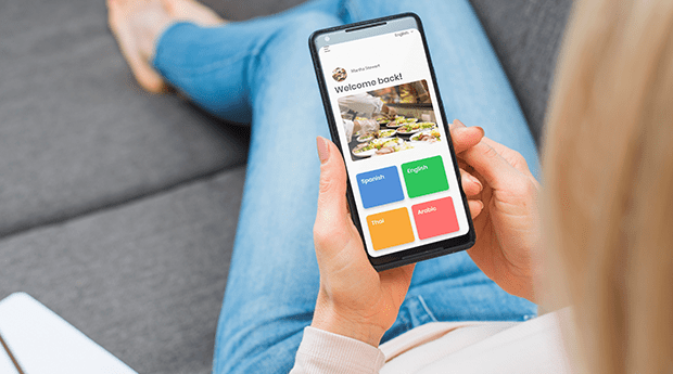 Women ordering food from a restaurant mobile app